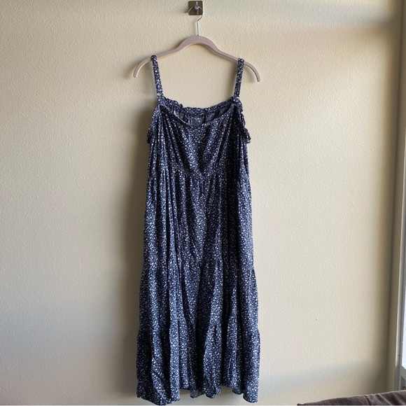 Universal Thread Blue Floral Maxi Dress - Picture 3 of 16